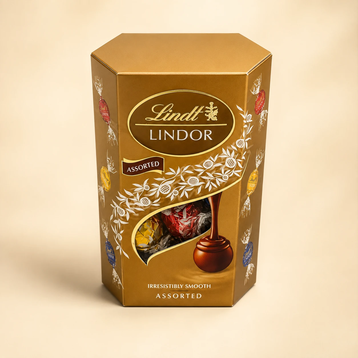 Lindt LINDOR Assorted Chocolate Truffles Gift Box, 137 g — featured view